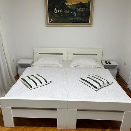 Apartman House Jasmina Bihac Exterior photo