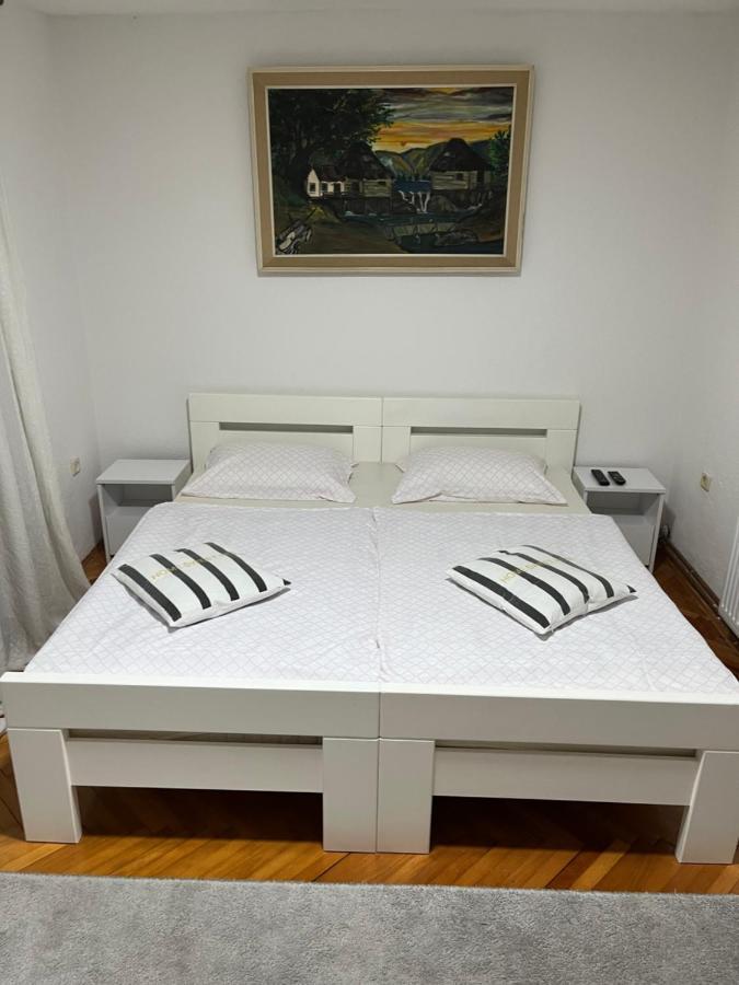 Apartman House Jasmina Bihac Exterior photo